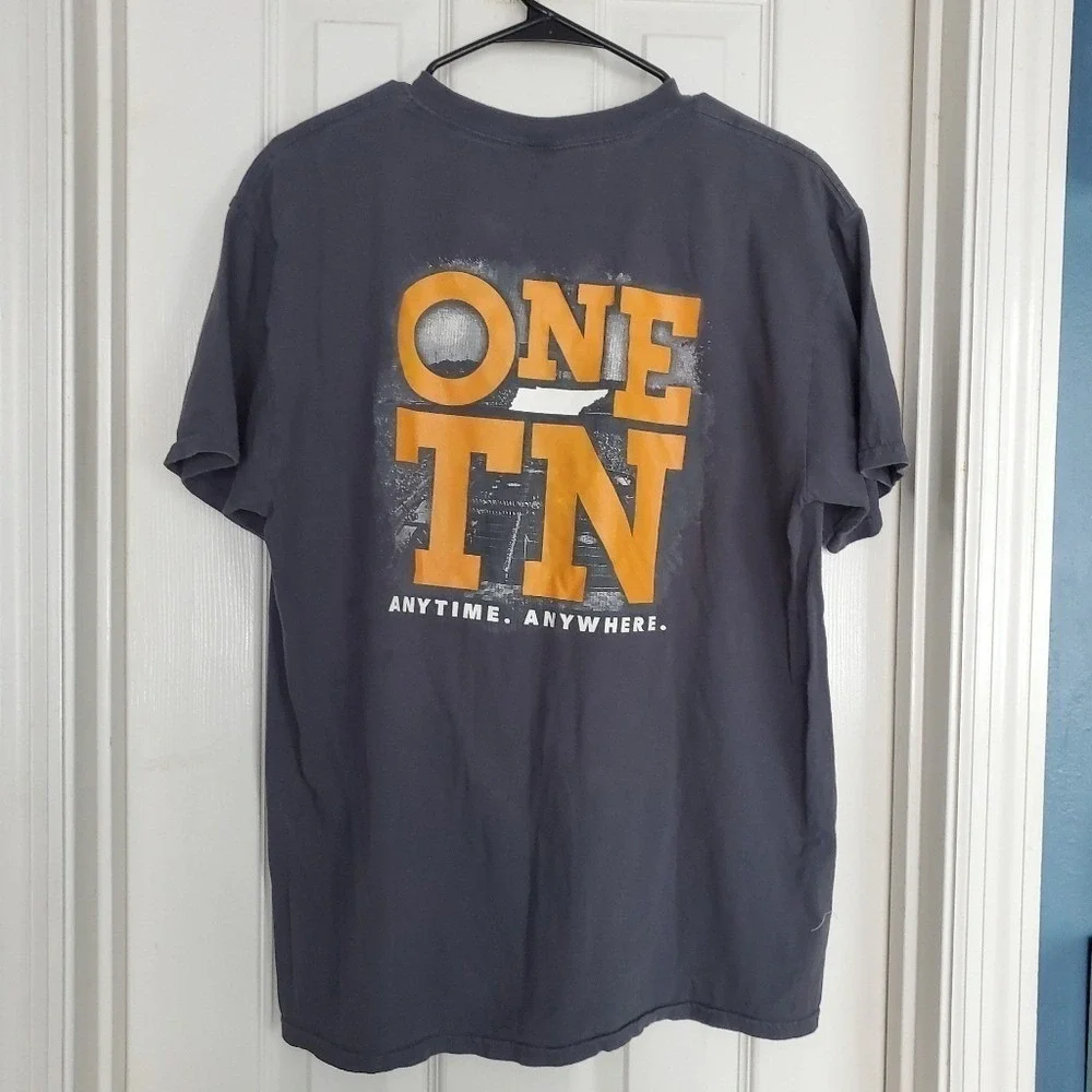 Vintage‎ Butch Jones University of Tennessee Volunteers Short Sleeve Shirt SZ:L